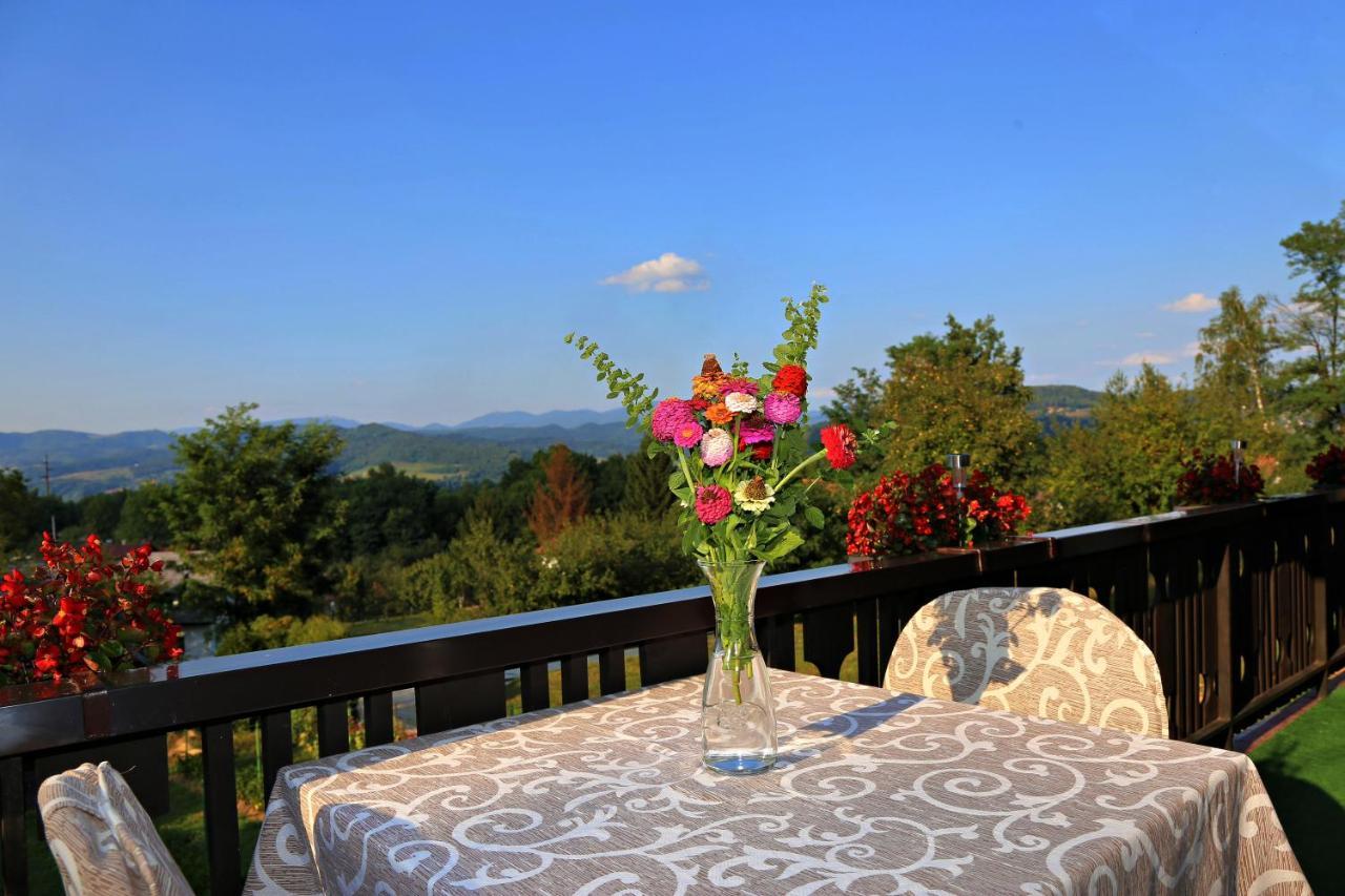 Merak Holiday Home วิโซโค ภายนอก รูปภาพ